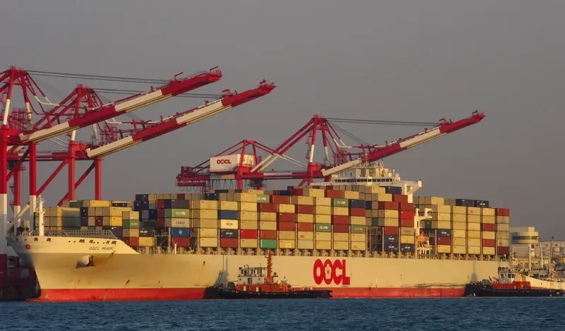 OOCL MIAMI Container Ship IMO 9477892