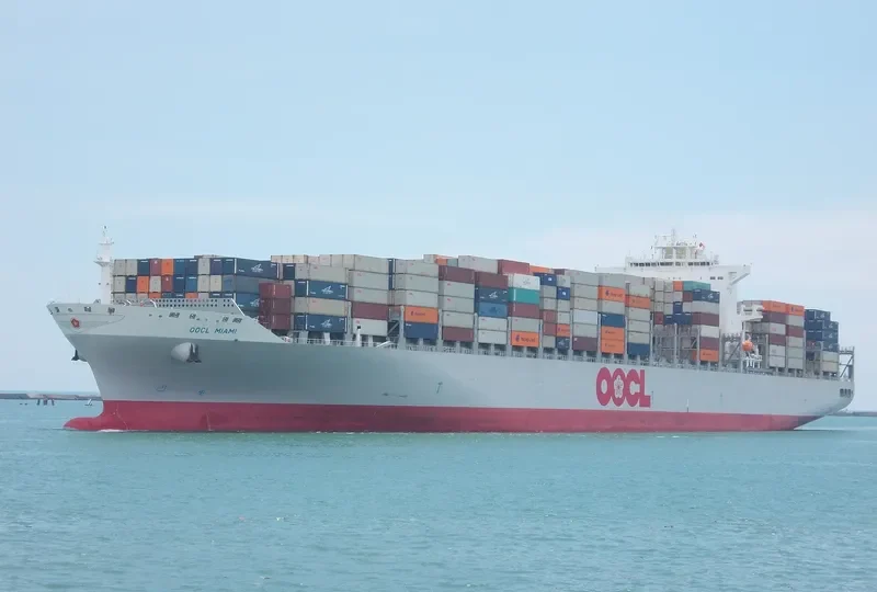 OOCL MIAMI Container Ship IMO 9477892 photo 5