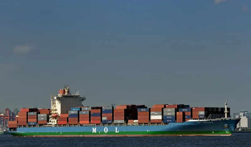 NAVIOS DOMINO Container Ship IMO 9478494 photo 3