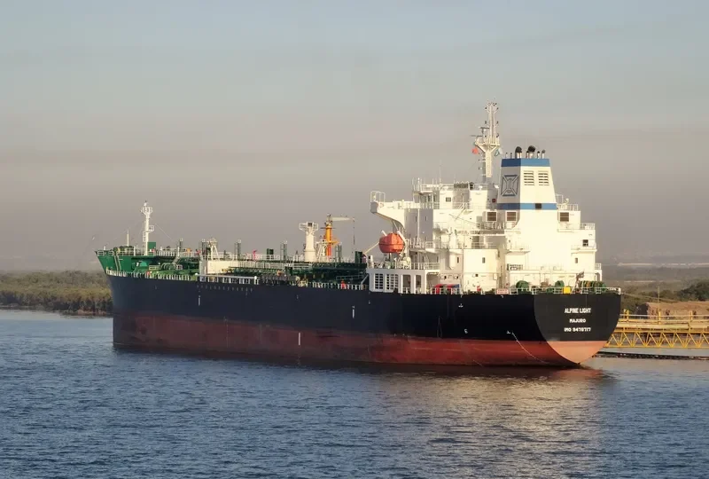 ALPINE LIGHT Tanker IMO 9478717 photo 3