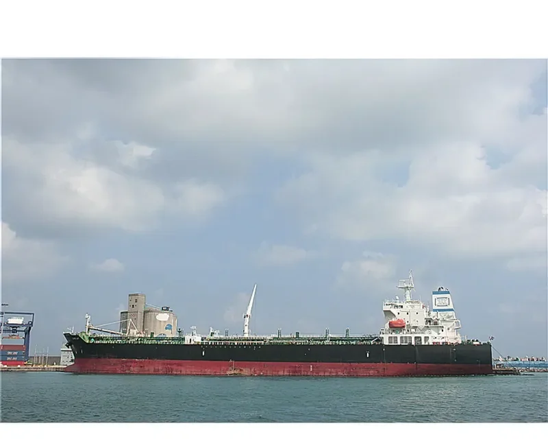 ALPINE LIGHT Tanker IMO 9478717 photo 4