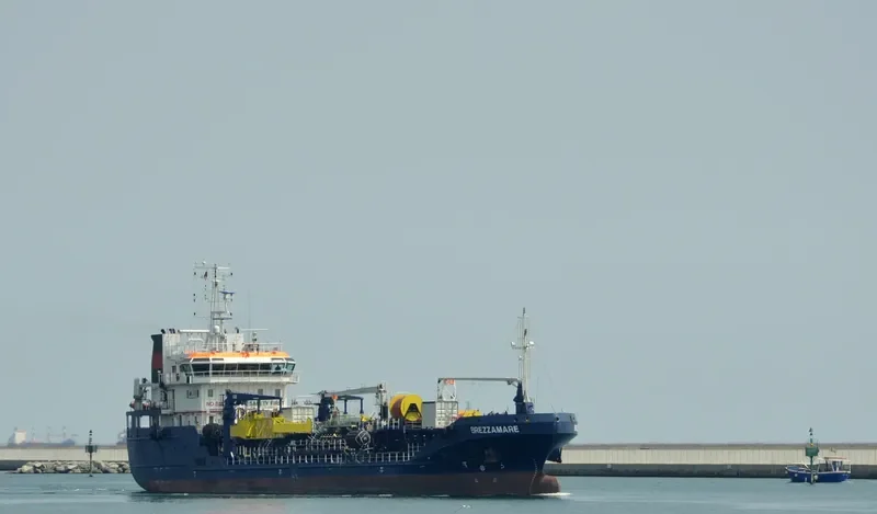 BREZZAMARE General Cargo IMO 9479620 photo 9