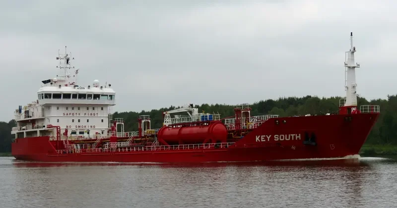 KEY SOUTH Tanker IMO 9479802 photo 3