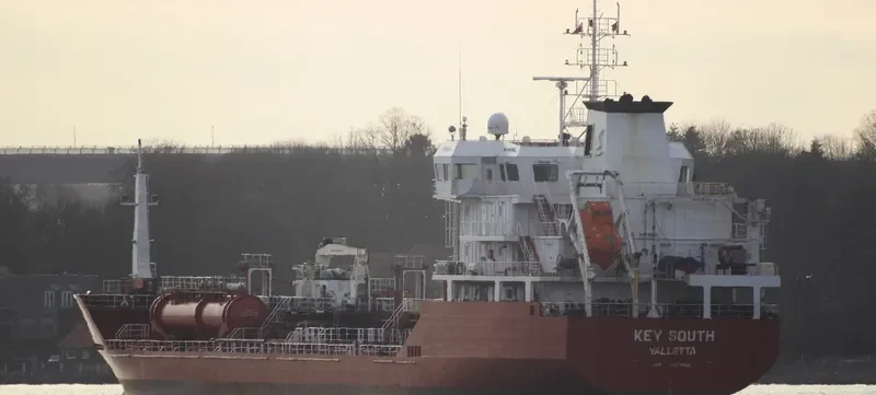 KEY SOUTH Tanker IMO 9479802 photo 8