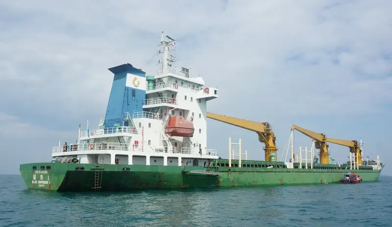 XH SPRING General Cargo IMO 9480095 photo 2