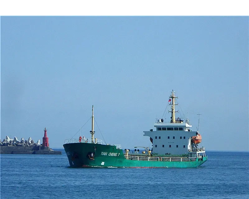 KTS WHITE Tanker IMO 9480306 photo 6
