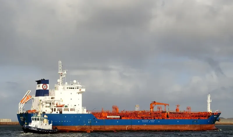AMUR STAR Tanker IMO 9480368 photo 3
