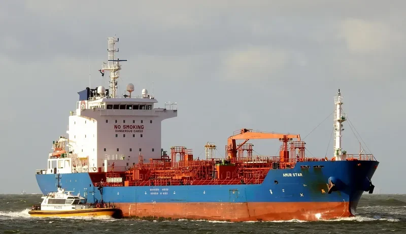 AMUR STAR Tanker IMO 9480368 photo 4