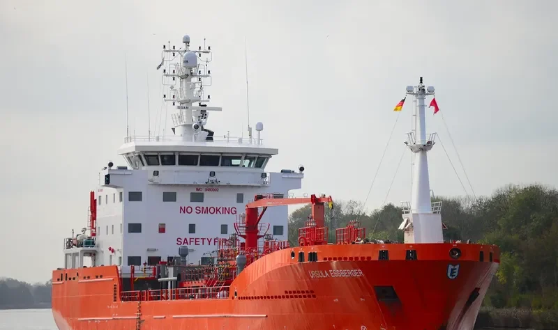 URSULA ESSBERGER Tanker IMO 9480992 photo 5