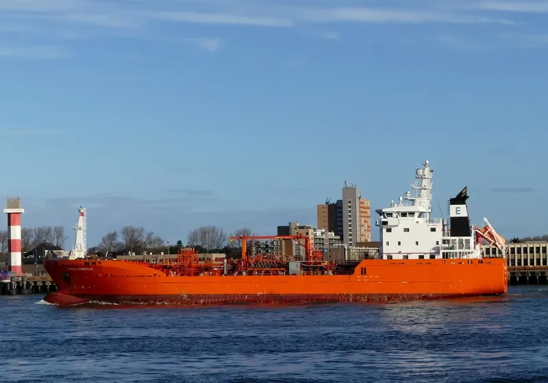 URSULA ESSBERGER Tanker IMO 9480992 photo 7