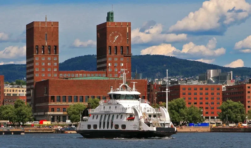 DRONNINGEN Passenger Ship IMO 9481192 photo 4