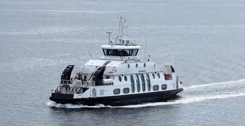 DRONNINGEN Passenger Ship IMO 9481192 photo 9