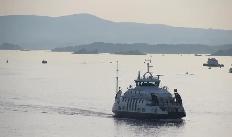 DRONNINGEN Passenger Ship IMO 9481192 photo 10