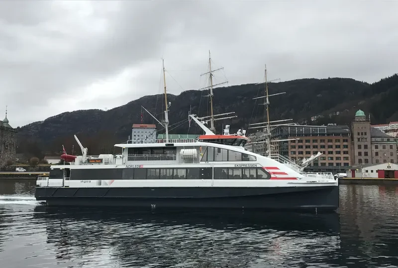 EKSPRESSEN Passenger Ship IMO 9481829 photo 9