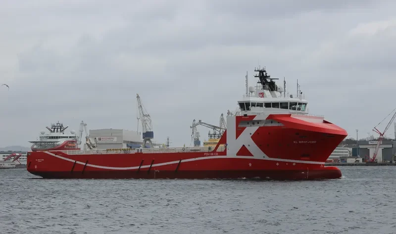 REM COMMANDER Offshore Vessel IMO 9482354 photo 8