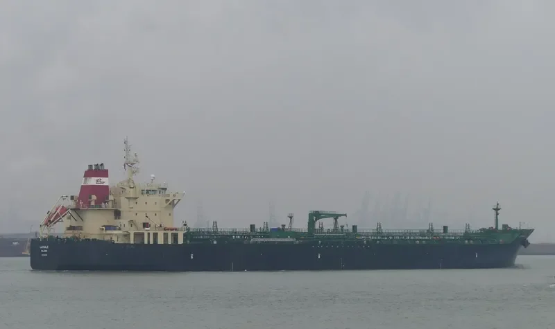 ELANDRA FJORD Tanker IMO 9482550 photo 2