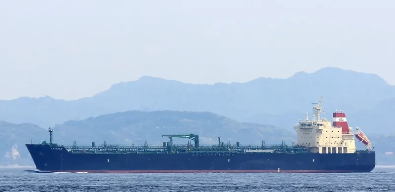 ELANDRA FJORD Tanker IMO 9482550 photo 10