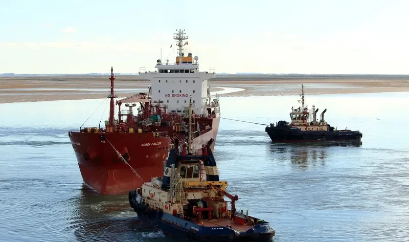 EDUARDO V Tanker IMO 9482653 photo 5