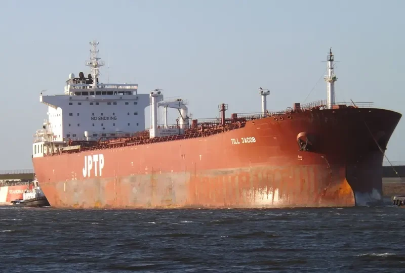 TILL JACOB Tanker IMO 9482861 photo 8