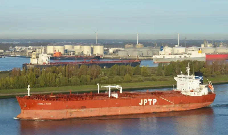 CORDULA JACOB Tanker IMO 9482873 photo 6