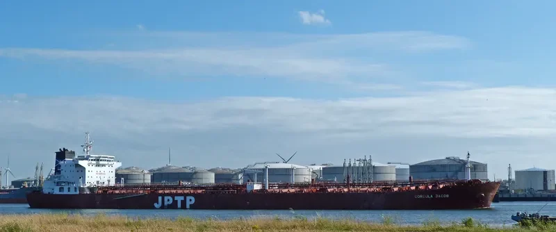 CORDULA JACOB Tanker IMO 9482873 photo 9