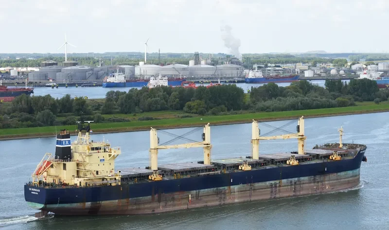 E.R.BORDEAUX Bulk Carrier IMO 9483229 photo 2