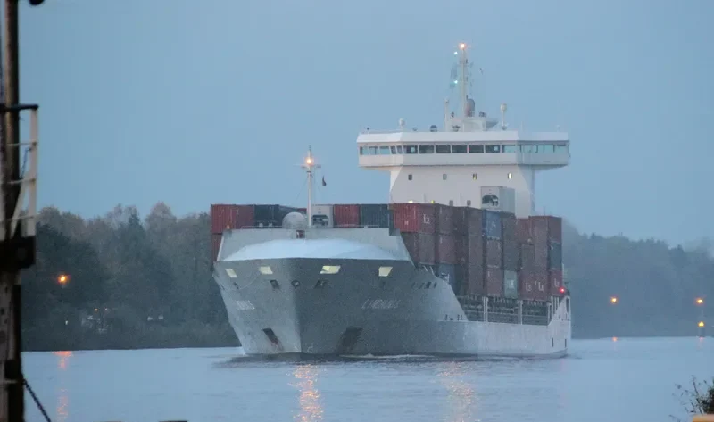 LINDAUNIS Container Ship IMO 9483334