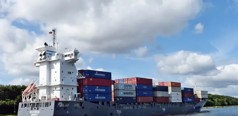 EINSTEIN Container Ship IMO 9483346 photo 9