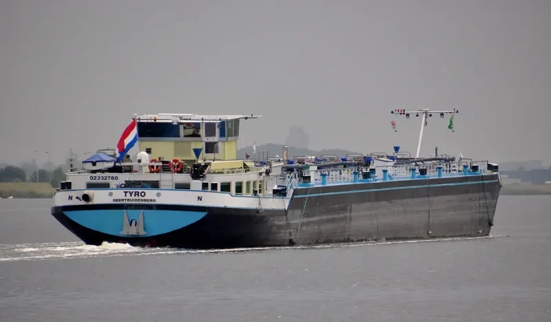 TYRO Tanker IMO 9483853 photo 7