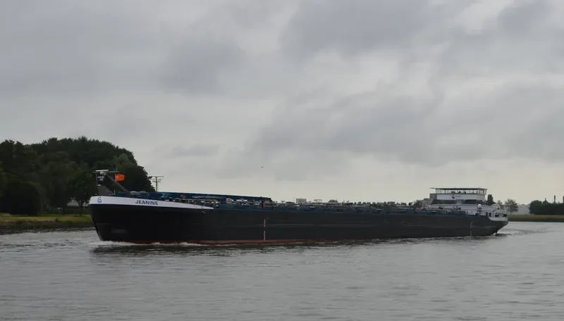 JEANINE Tanker IMO 9484106 photo 6