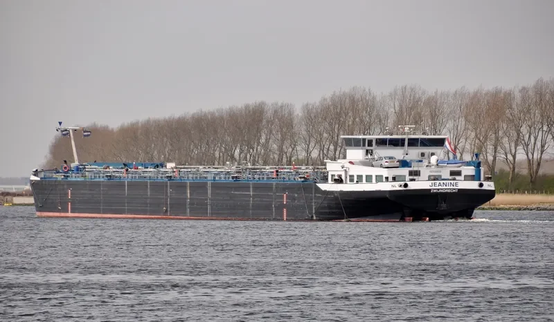 JEANINE Tanker IMO 9484106 photo 7