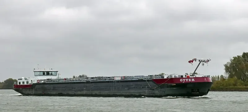 TRITON Tanker IMO 9484168 photo 5