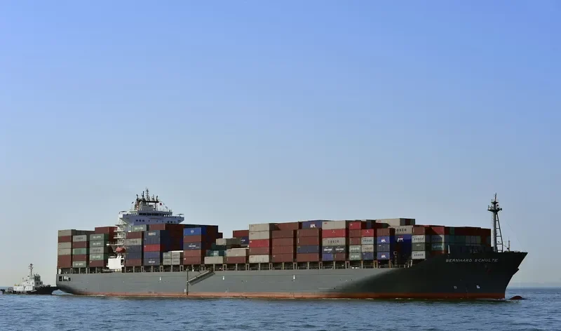 BERNHARD SCHULTE Container Ship IMO 9484546 photo 9