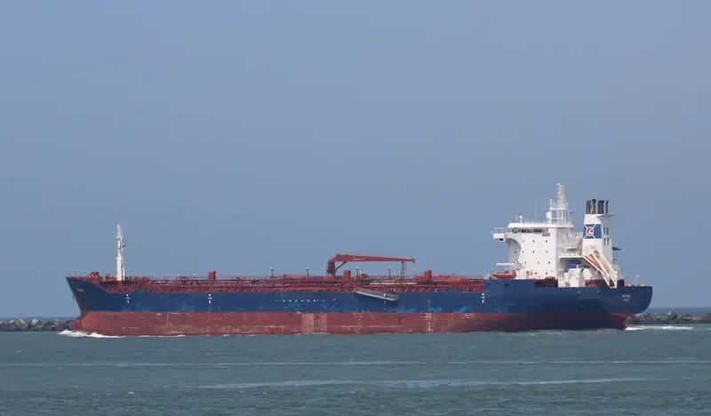 TORM AMORINA Tanker IMO 9484895 photo 10