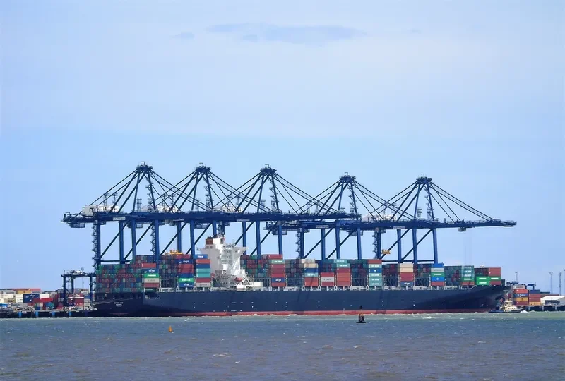 EXPRESS ROME Container Ship IMO 9484936 photo 4