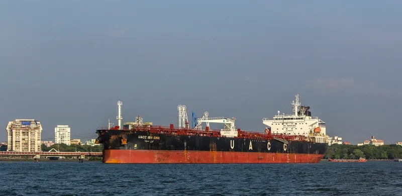UACC IBN SINA Tanker IMO 9485629