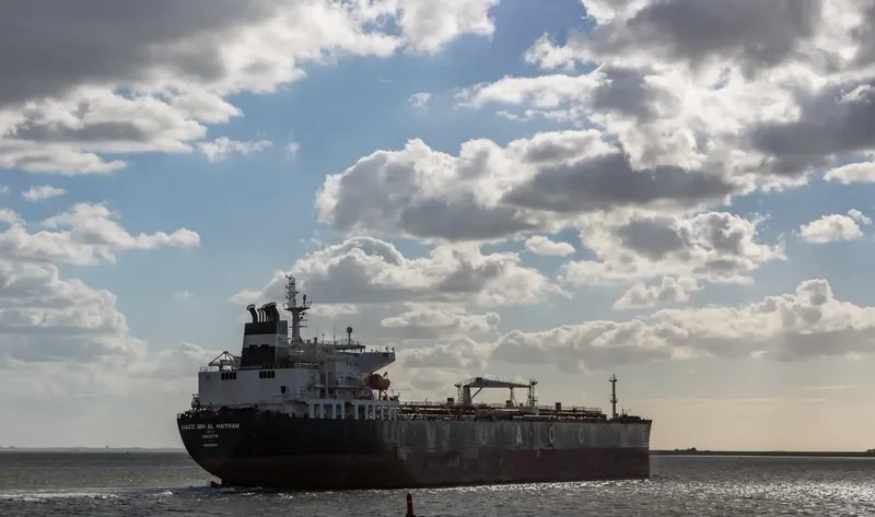 UACC IBN AL HAITHAM Tanker IMO 9485631 photo 4