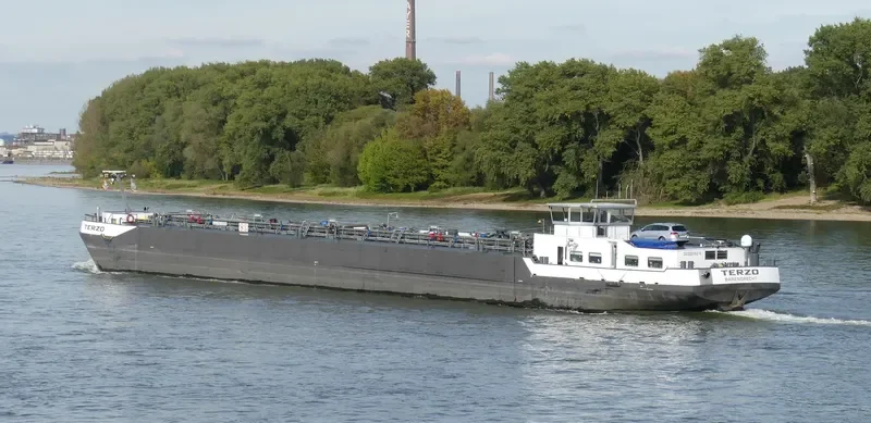 TERZO Tanker IMO 9485942 photo 8