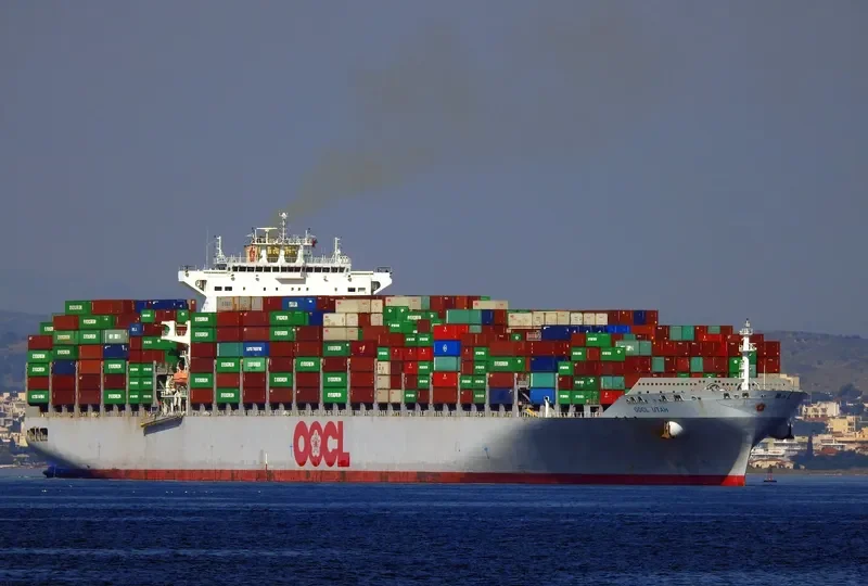 OOCL UTAH Container Ship IMO 9486087 photo 7