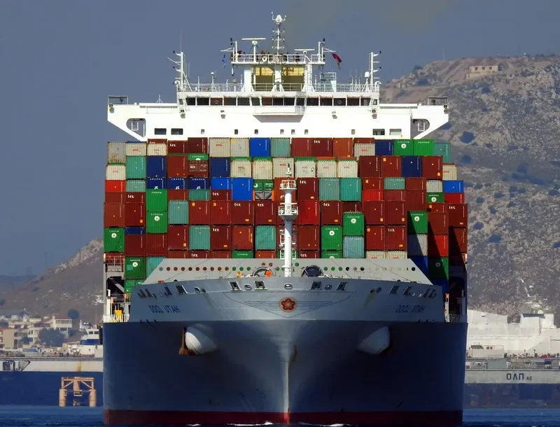 OOCL UTAH Container Ship IMO 9486087 photo 8