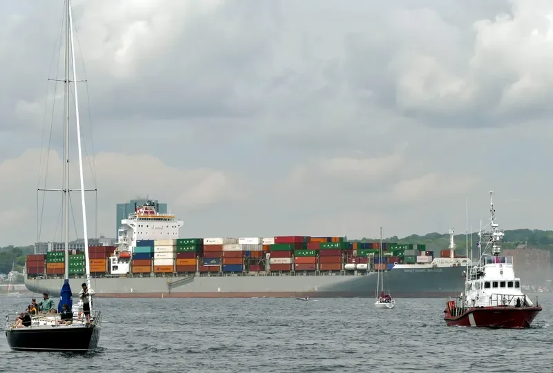 BROTONNE BRIDGE Container Ship IMO 9486116 photo 4
