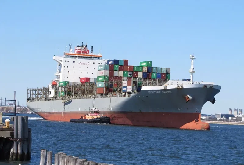 BROTONNE BRIDGE Container Ship IMO 9486116 photo 5