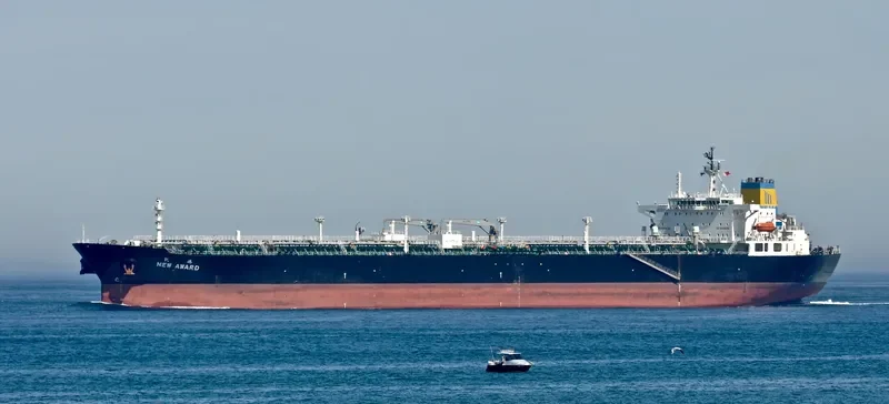 NEW AWARD Tanker IMO 9487184 photo 4