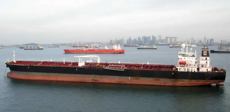 BANI YAS Tanker IMO 9487249 photo 4