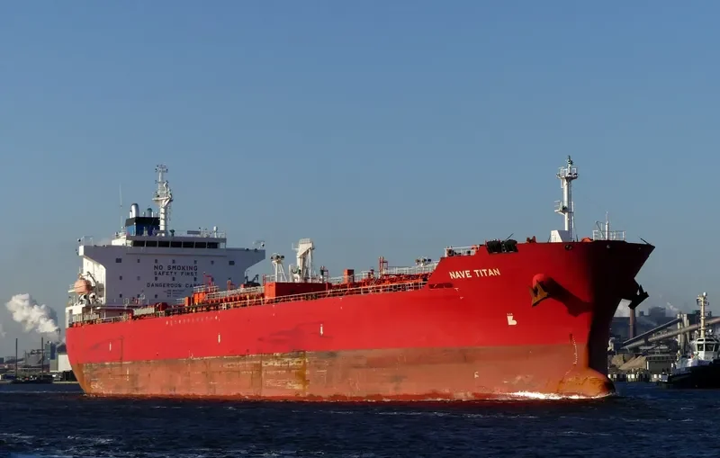 NAVE TITAN Tanker IMO 9487469 photo 4