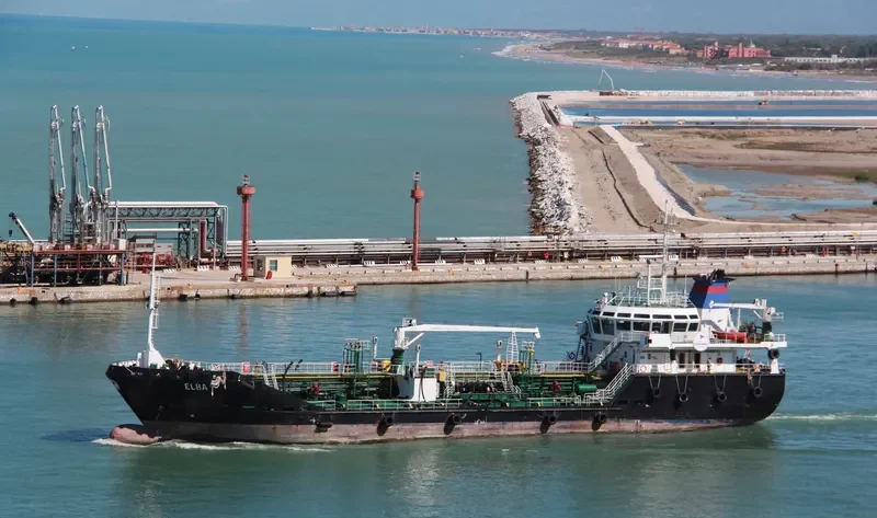 ELBA Tanker IMO 9487744 photo 3