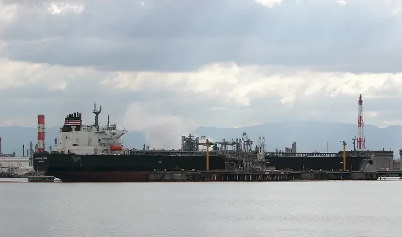 CHAMPION PRINCE Tanker IMO 9488011 photo 3