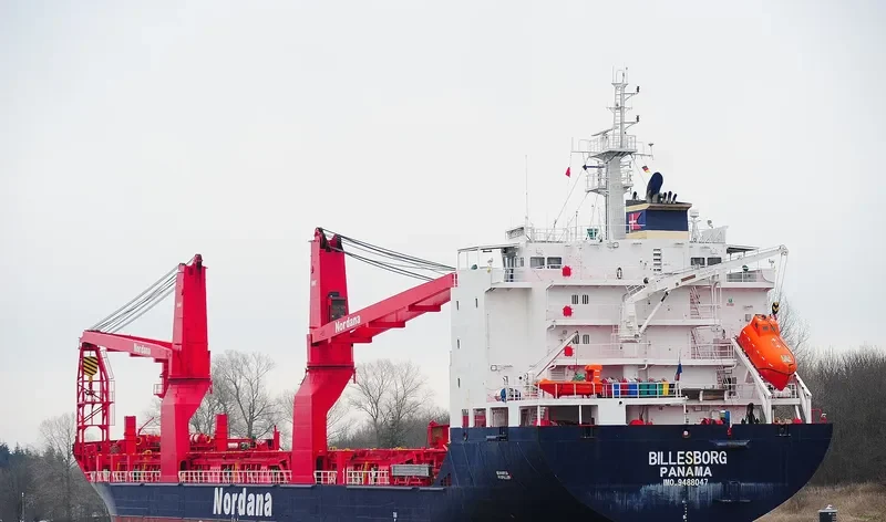 BILLESBORG Container Ship IMO 9488047 photo 8