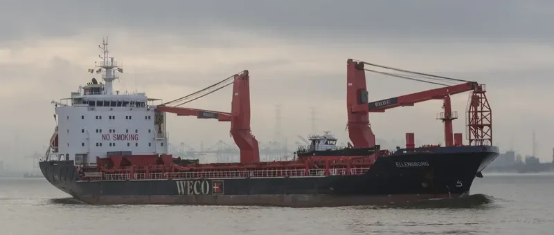 ELLENSBORG Container Ship IMO 9488061 photo 2