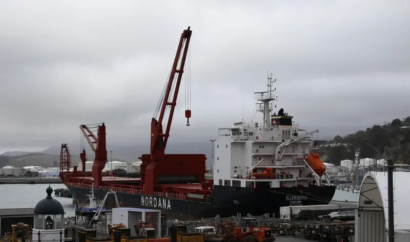 ELLENSBORG Container Ship IMO 9488061 photo 5